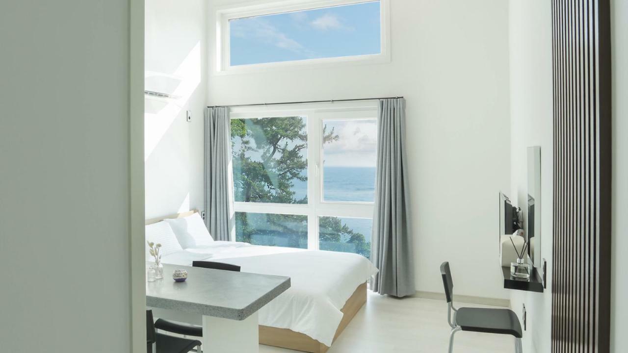 Oneday Namhae Villa Buitenkant foto